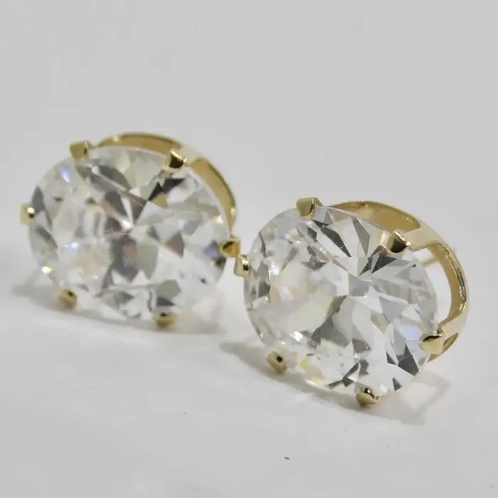 Earrings 18K Gold Plated Swarovski Synthetic Round Emerald Cut Crystal Stud Earrings Vintage by Misty Earrings 18K Gold Plated Swarovski Synthetic Round Emerald Cut Crystal Stud Earrings Vintage by Misty