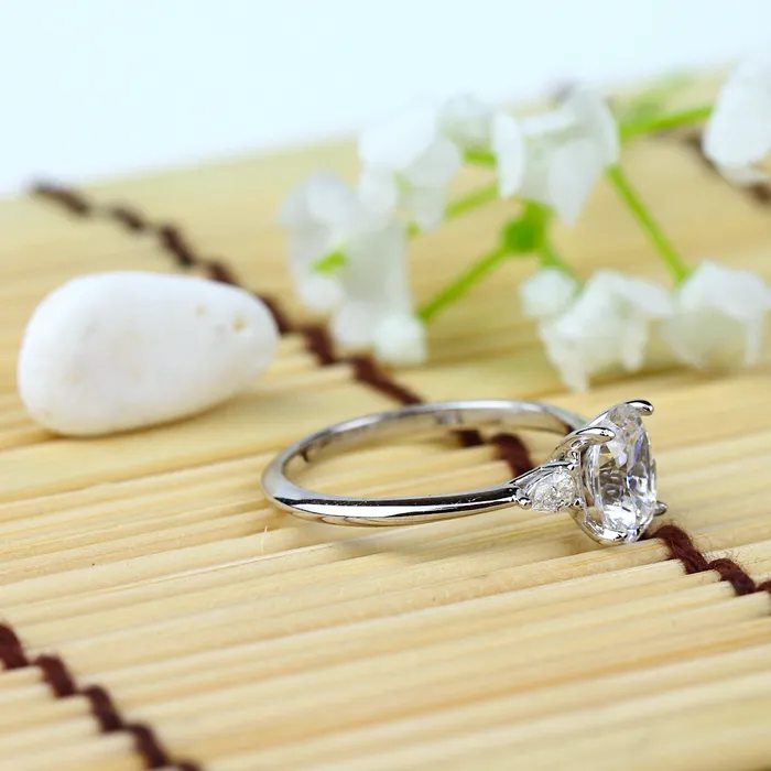 14KW 016CT Diamond Ring Oval Center Parade Designs Rings